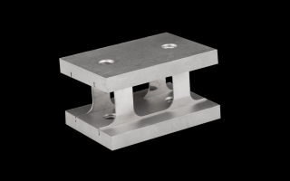 Riverhawk 提供定制工程产品服务